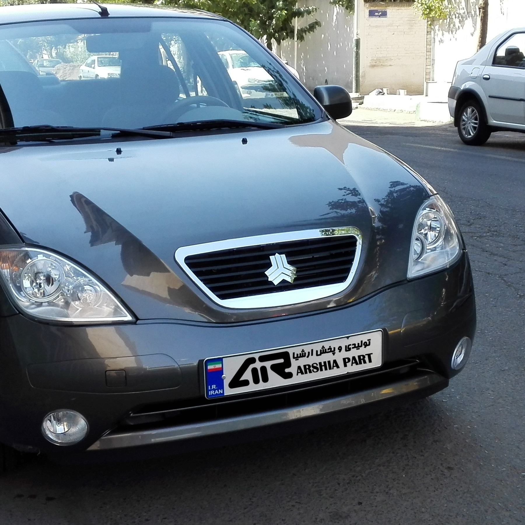 استیل دور جلو پنجره تیبا ۱